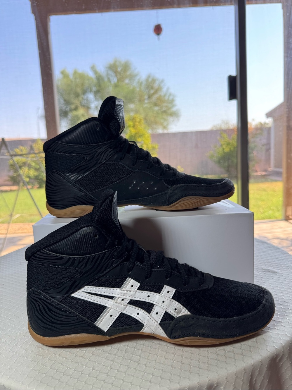 ASICS Black & White Men's High-Top Wrestling Shoes